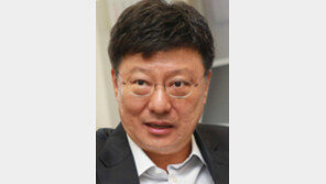 박지만 “누나, 최순실-정윤회 얘기만 나오면 최면 걸려”