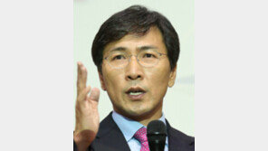 안희정 “국정에서 손 떼야…與 이미 공범”, 박근혜 대통령 대국민담화 비판