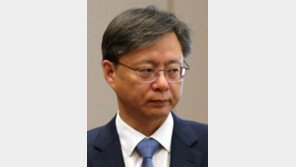 우병우 前수석 소환 불응… 檢 무시하나