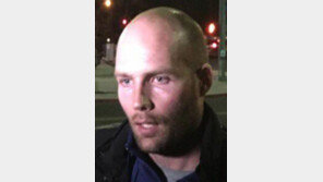 “총이다!”… 트럼프 긴급대피 소동