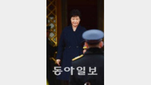 민주당 “대통령 ‘잠이 보약’ 발언 한심…청와대는 영상 10도”