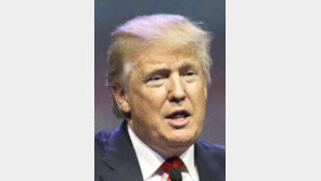 트럼프 “대통령 연봉 1달러만 받겠다…휴가 계획도 없어” 