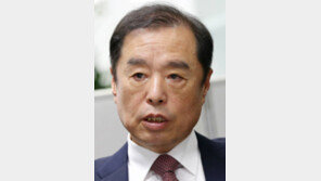 김병준 “대통령 이미 힘빠져… 새 총리 시급… 2선 후퇴 항복문서 꼭 받아야 하나”