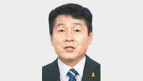 민주당 “권성동 법사위원장, 대통령 지시라도 받았나…특검法 당장 처리하라”