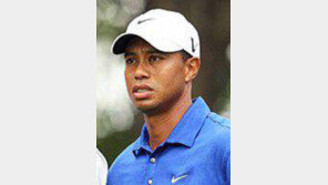 새 클럽 들고 돌아온 우즈 “나 안죽었어”