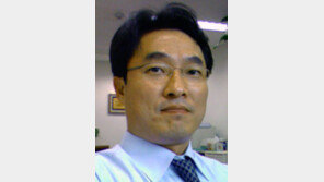 한국정책학회장 이용모씨 