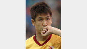 득점왕 정조국도 강원 품으로