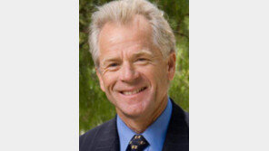 트럼프, 국가무역委 신설… 위원장에 ‘反中-反FTA’ 나바로