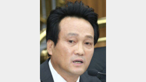 안민석 “특검, 정유라 체포위해 촘촘한 그물 짰는데 스텝 꼬여 송환 복잡”