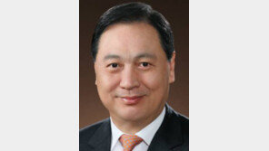 강태선 블랙야크 회장 부부 ‘아너 소사이어티’ 회원 가입