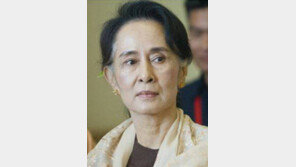 인권논란 휩싸인 미얀마 민주화 상징