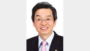 김현 “신규 변호사 배출 年 1000명으로 줄이겠다”