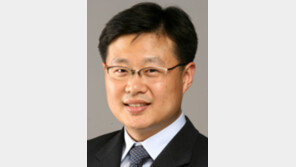 [광화문에서/성동기]트럼프의 요란한 데뷔