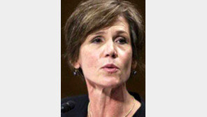 “정의 아니다” 반기 든 법무장관 대행 경질 