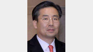 태극기 민심 업은 새누리 “문재인, 혁명 선동”