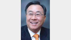 가천문화재단 이사장 윤성태씨