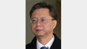 우병우 영장에 ‘민간인 사찰 혐의’ 포함