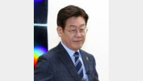 이재명 “한팀으로서 경계선 넘지 말라” ‘선한의지’발언 안희정에 재차 강조