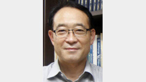 사전학회장 박만규씨