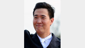 “대기업 오너 가족, 엄한 사회책무”…‘만취난동’ 한화 3남 김동선, 집유 석방