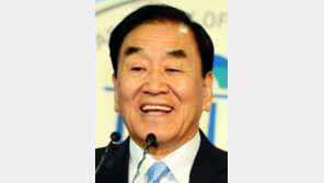 늘푸른한국당 이재오 출마 선언, “1년내 개헌 완성하고 대통령 사임”