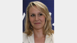 ‘국민전선 스타’ 르펜 조카 돌연 정계 은퇴