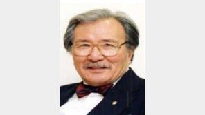 김동길 교수 “문재인 대통령, 임기 끝나도 자살하지 말라”