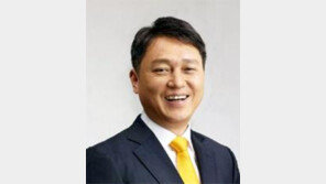 ‘양비’ 양정철 이어 ‘호위무사’ 최재성도 공직 포기 선언…왜?