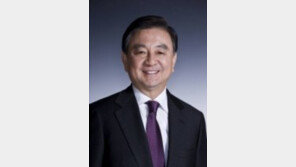 홍석현 면담 트럼프, 처음으로 대북 ‘평화’언급 “文 대통령과 잘 풀어 나가겠다”