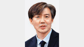 한국당 “검증 책임자 조국 국회 출석해야”