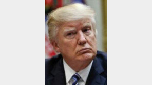 美 전 국가정보국장 “닉슨 워터게이트 보다 트럼프 러시아 스캔들 훨씬 심각”