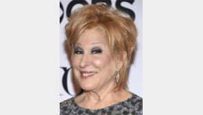 72세 벳 미들러 여우주연상… 2번째 토니상