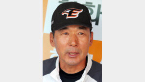 101경기나 지휘하는 이상군 대행