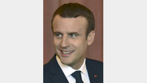 마크롱 “프랑스를 스타트업의 나라로”