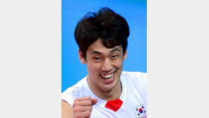 배구 ‘국제용 폭격기’ 이강원의 재발견