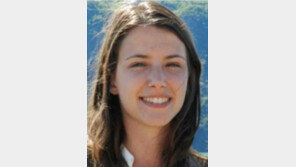 ‘24세 마크롱 키드’ 최연소 당선… 르펜은 ‘3전 4기’