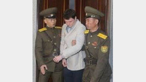 사망한 오토 웜비어 여행 주선한 中여행사, ‘北 여행 안전한가?’ 질문에…