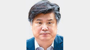 “청문회에 자료 제출된 경위 확인” 조대엽 고용장관 후보자, 해당 주민센터 찾아가 항의