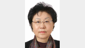 윤인경 “남중생 882만명에 바느질 수업… 양성평등 가르쳤죠”