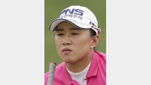 양희영, 1타차 2위… 메이저 첫 우승컵 품나
