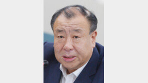 [단독]어수봉 최저임금위원장 “기재부측 ‘최저임금 세금지원’ 사전 설명”