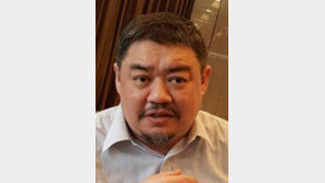 “류샤오보 죽음은 사실상 암살… 부인만이라도 해외구출해야”