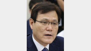 최종구 금융위원장 “장기연체 채권 정리, 8월까지 성과낼것”