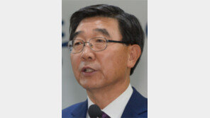 “모두 내 책임”… ‘비정규직’ 아쉬움 토로하고 떠난 이기권