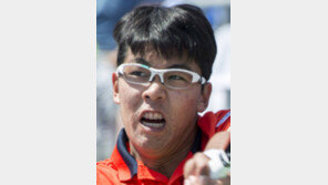 정현, 세계13위 고팽 꺾고 로저스컵 16강에