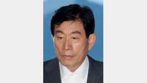 “원세훈 선거개입” 징역4년 법정구속