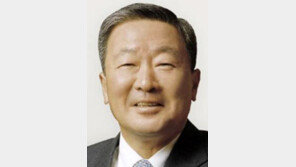 “철원 병사 부친 배려심에 감동” 구본무 회장, 사재로 1억 전달