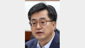 김동연 “박근혜정부 시절 국조실장 그만둔 이유는 철학-소신 펼칠수 있는 여건 안됐기 때문”