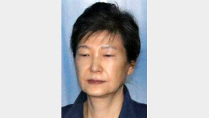 재판부, 전담 국선변호인 지정하기로… 박근혜 前대통령, 접견 거부할듯 