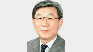 신승철 시인 박두진 문학상 수상